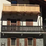 La Maison Du Pont Mont Blanc 2 La Salle