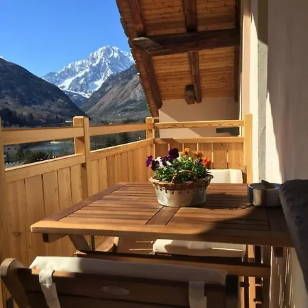 La Maison Du Pont Mont Blanc 2 アパート *